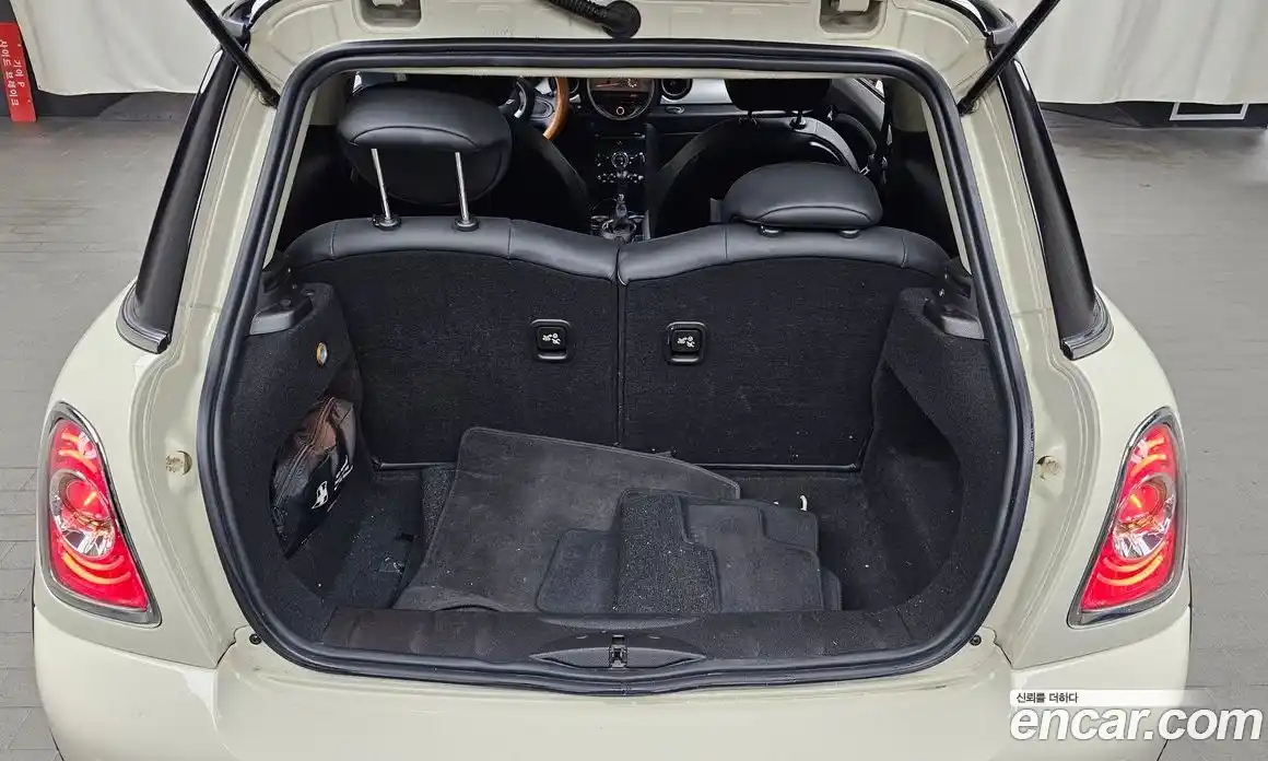 Mini Cooper 2013 1.6 Автомат в Москве № 214372, фото 18