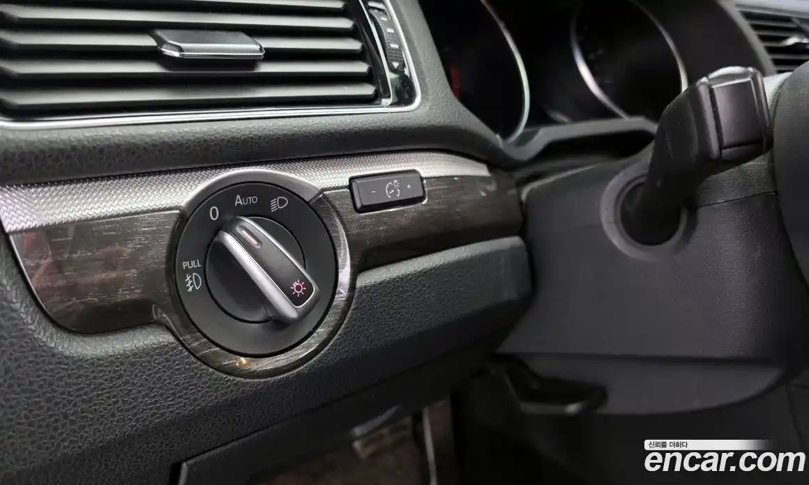 Volkswagen Passat 2018 2.0 Автомат в Москве № 215338, фото 15