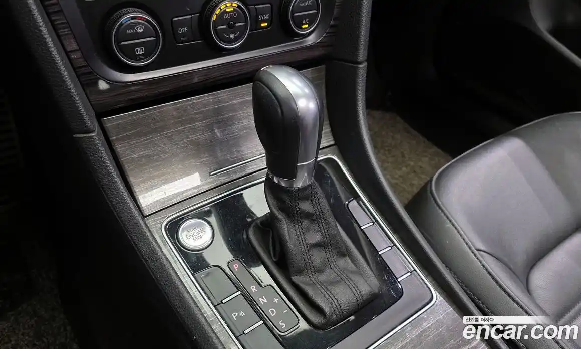 Volkswagen Passat 2018 2.0 Автомат в Москве № 215338, фото 9