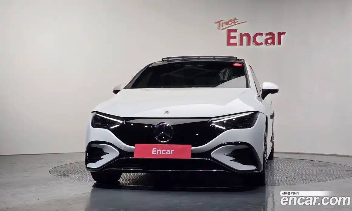 Mercedes-Benz EQE 2024 0.3 Автомат в Москве № 219418, фото 17