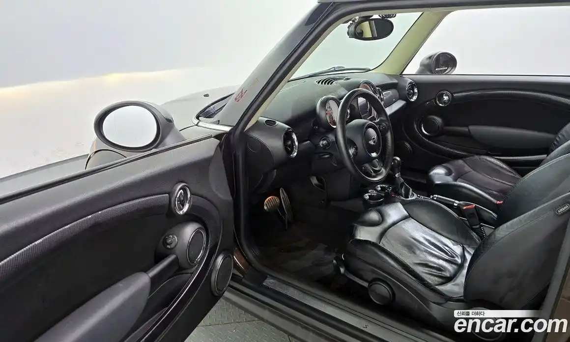 Mini Cooper 2012 2.0 Автомат в Москве № 224341, фото 17