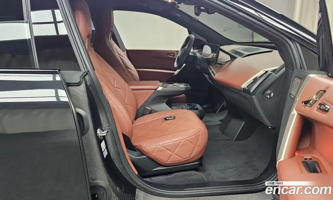 BMW iX 2024 0.3 Автомат в Москве № 227913, фото 17