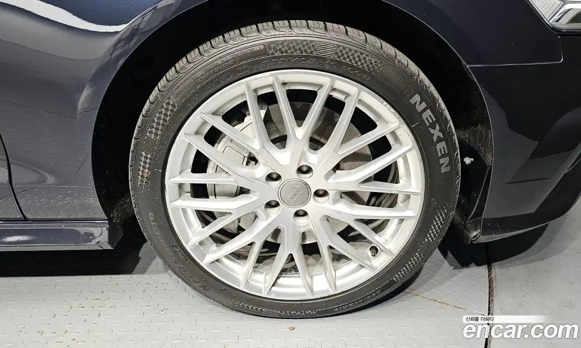 Audi A6 2018 2.0 Автомат в Москве № 230023, фото 16