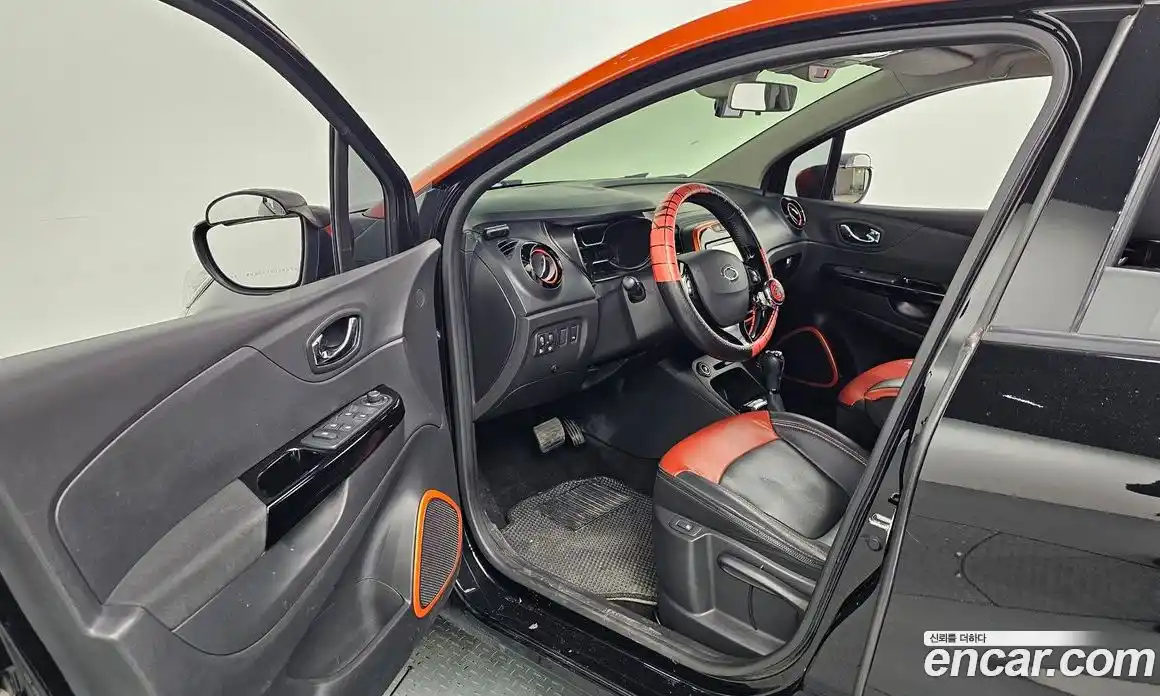 Renault QM3 2014 1.5 Автомат в Москве № 242697, фото 14