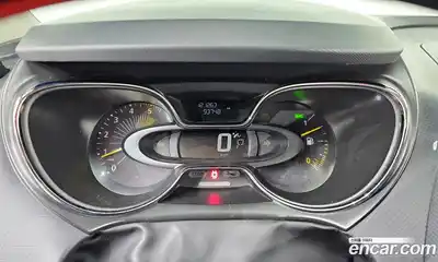 Renault QM3 2014 1.5 Автомат в Москве № 242697, миниатюра 2