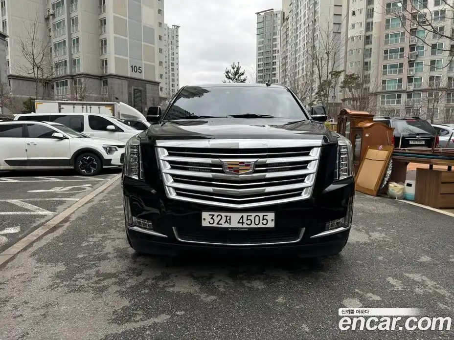 Cadillac Escalade 2018 6.2 в Москве № 256529, фото 6