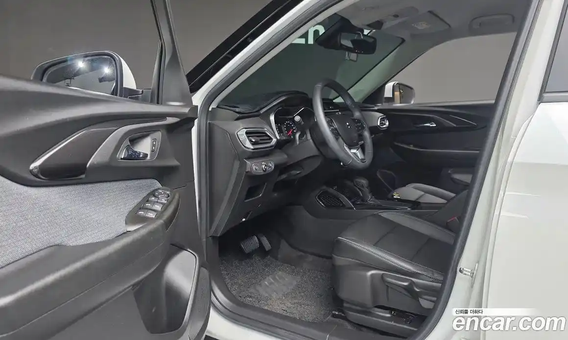 Chevrolet TrailBlazer 2022 1.3 Автомат в Москве № 261517, фото 3