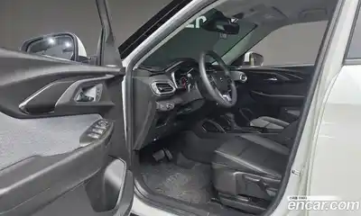 Chevrolet TrailBlazer 2022 1.3 Автомат в Москве № 261517, миниатюра 3