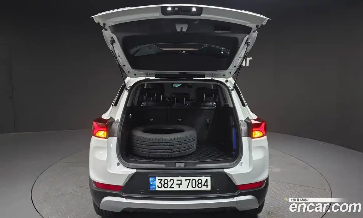 Chevrolet TrailBlazer 2022 1.3 Автомат в Москве № 261517, фото 9