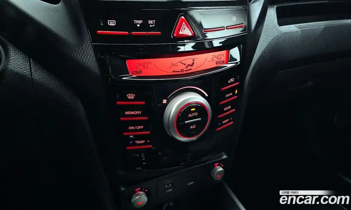 SsangYong TIBOLI 2016 1.6 Автомат в Москве № 26645, фото 3