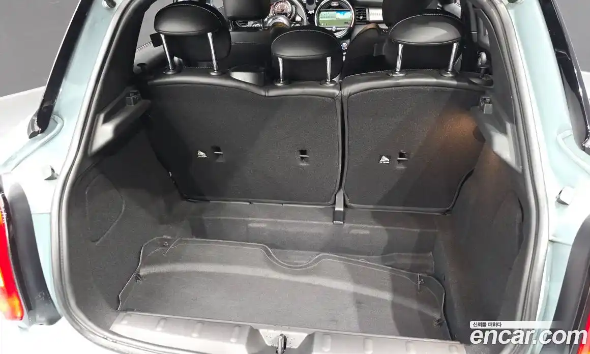 Mini Cooper 2018 1.5 Автомат в Москве № 273518, фото 15