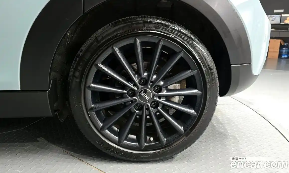 Mini Cooper 2018 1.5 Автомат в Москве № 273518, фото 3