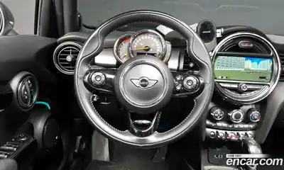 Mini Cooper 2018 1.5 Автомат в Москве № 273518, миниатюра 6