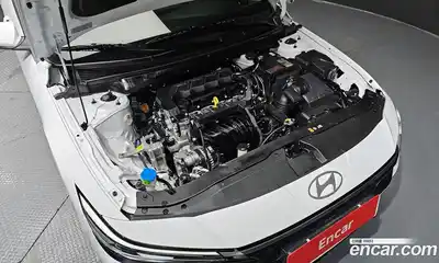 Hyundai Avante 2025 1.6 Автомат в Москве № 274019, миниатюра 11