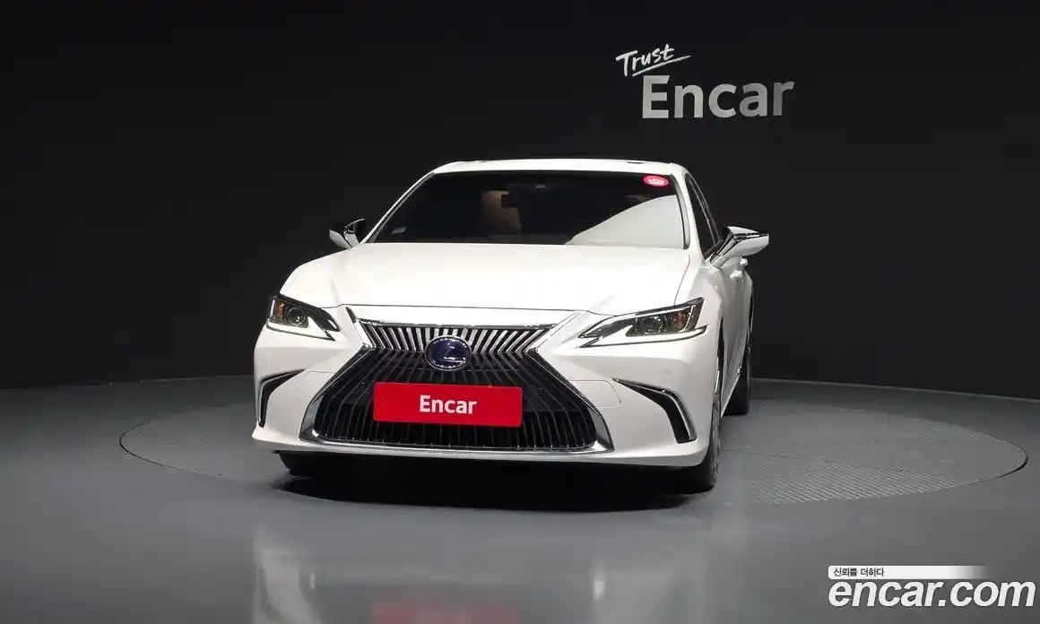 Lexus ES 2021 2.5 Автомат в Москве № 275611, фото 20