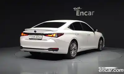 Lexus ES 2021 2.5 Автомат в Москве № 275611, миниатюра 6