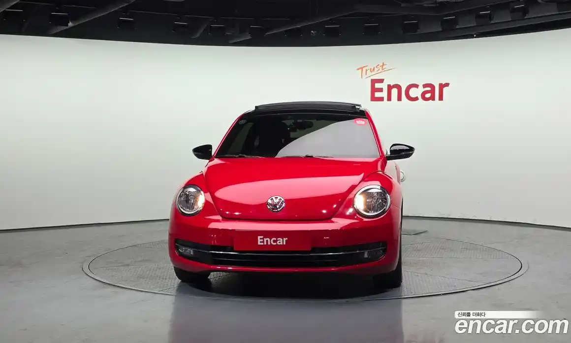 Volkswagen Beatle 2016 2.0 Автомат в Москве № 277572, фото 16