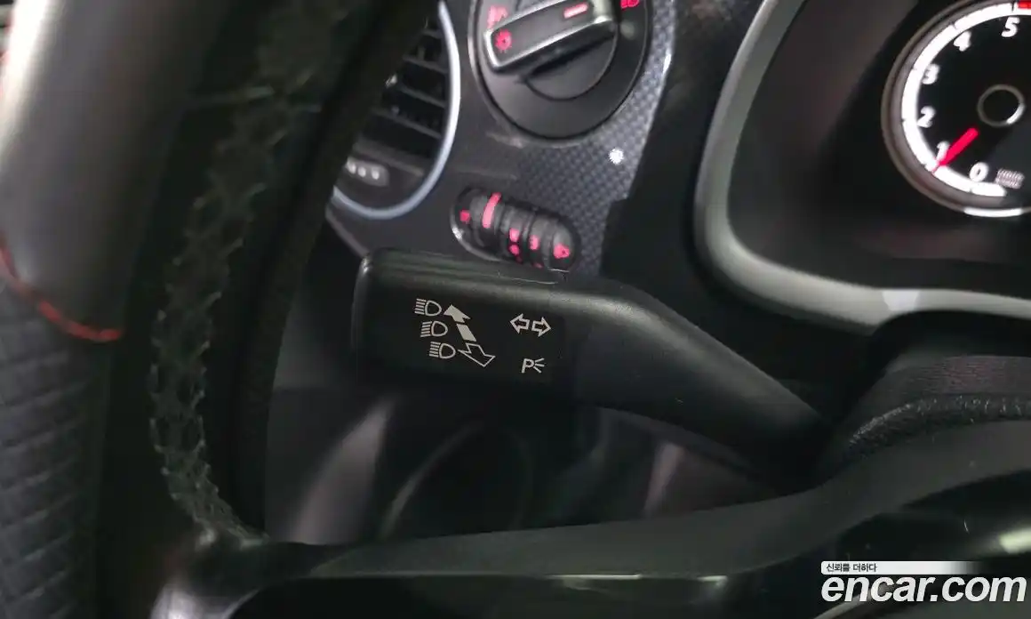 Volkswagen Beatle 2016 2.0 Автомат в Москве № 277572, фото 5