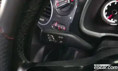 Volkswagen Beatle 2016 2.0 Автомат в Москве № 277572, миниатюра 5