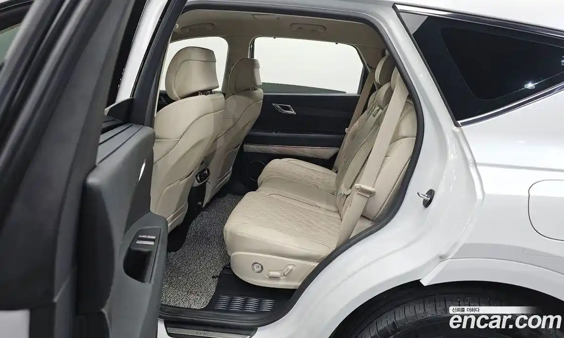 Genesis GV80 2023 2.5 Автомат в Москве № 27819, фото 20