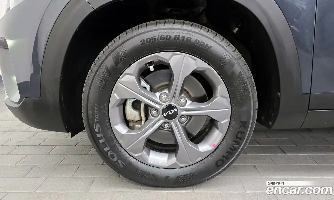 Kia Seltos 2024 1.6 Автомат в Москве № 287556, фото 11