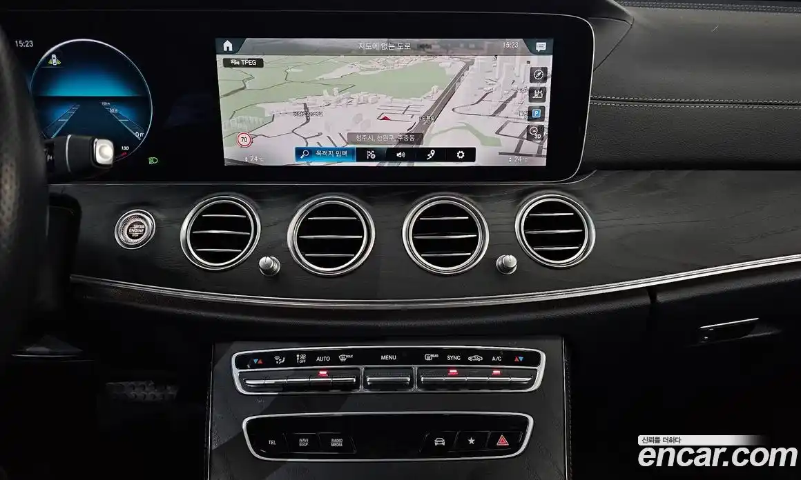 Mercedes-Benz E-Class 2022 1.9 Автомат в Москве № 288276, фото 11