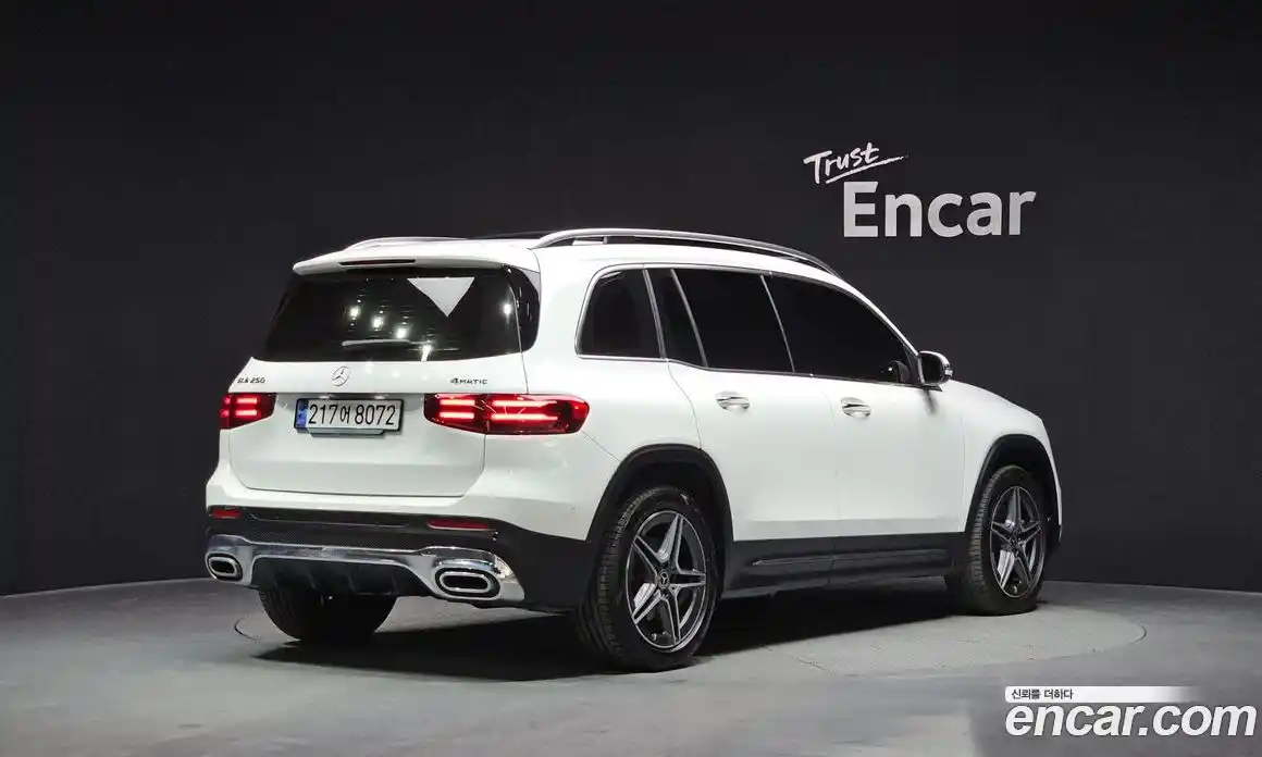 Mercedes-Benz GLB-Class 2024 2.0 Автомат в Москве № 289900, фото 17