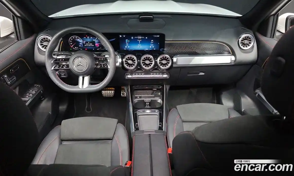 Mercedes-Benz GLB-Class 2024 2.0 Автомат в Москве № 289900, фото 9