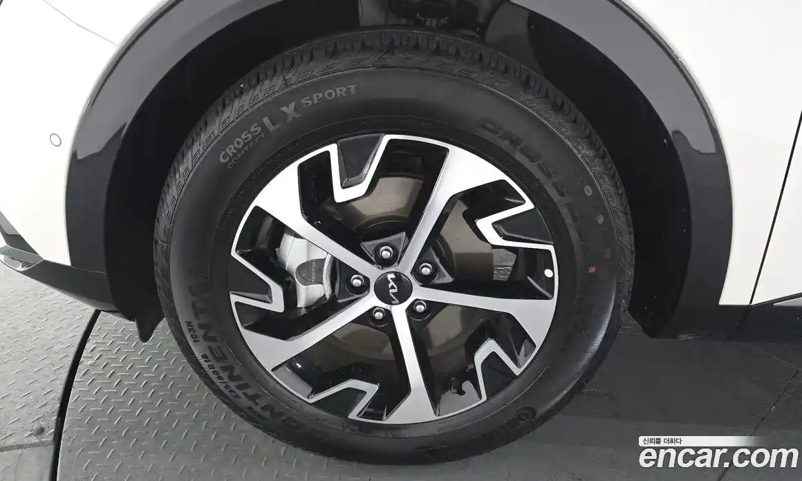 Kia Sportage 2024 1.6 Автомат в Москве № 306296, фото 11