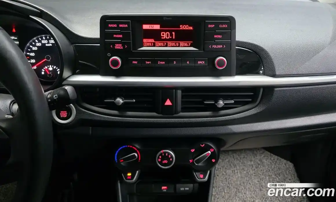 Kia Morning 2022 1.0 Автомат в Москве № 306765, фото 19