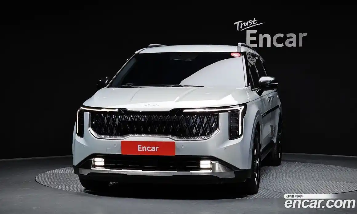 Kia Canival 2024 1.6 Автомат в Москве № 308448, фото 13