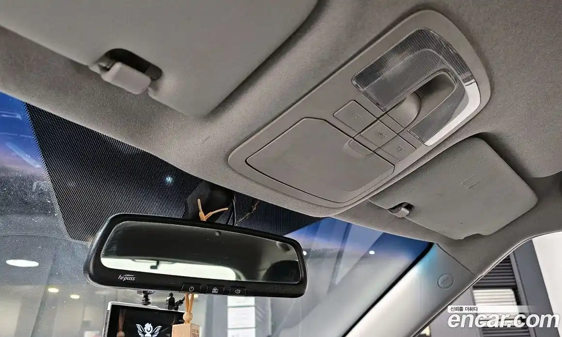 SsangYong TIBOLI 2015 1.6 Автомат в Москве № 31004, фото 1