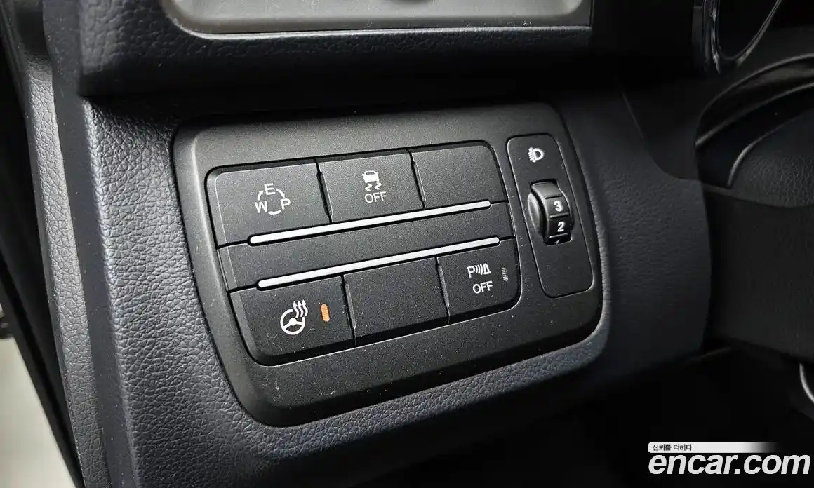 SsangYong TIBOLI 2015 1.6 Автомат в Москве № 31004, фото 3