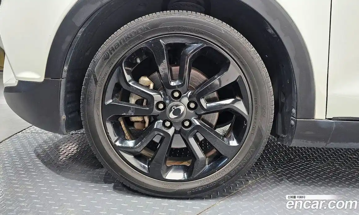 SsangYong TIBOLI 2015 1.6 Автомат в Москве № 31004, фото 7