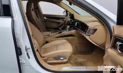 Porsche Panamera 2011 3.6 Автомат в Москве № 314611, миниатюра 11