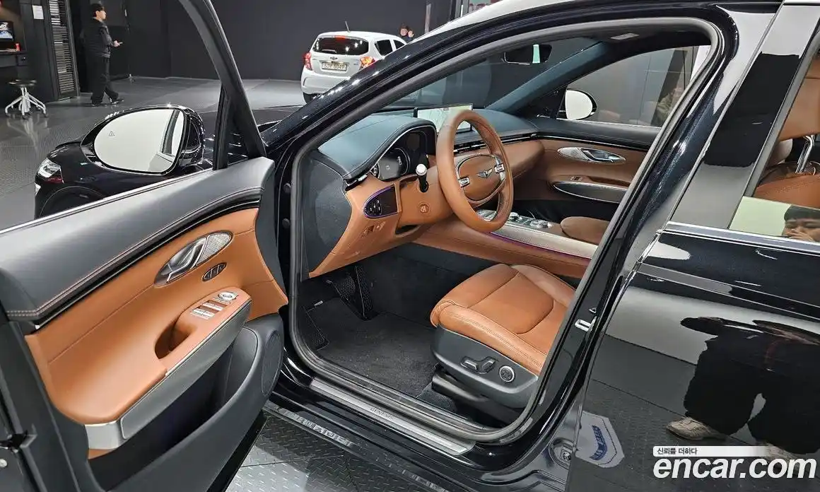 Genesis GV70 2022 2.5 Автомат в Москве № 333827, фото 5