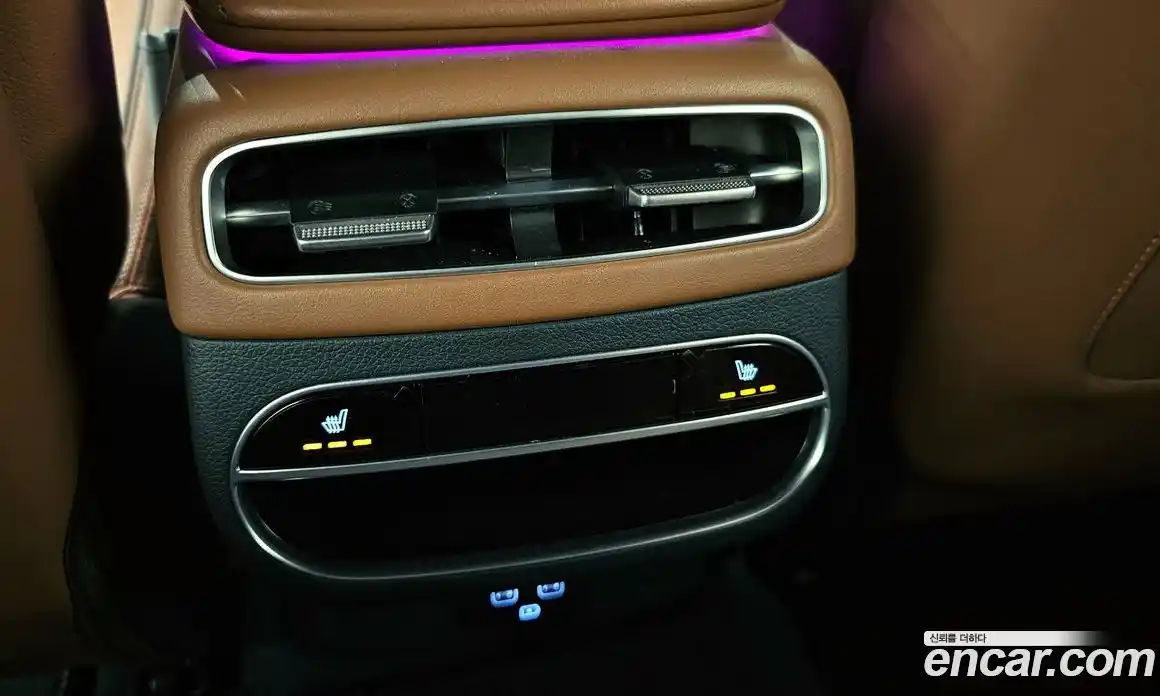 Genesis GV70 2022 2.5 Автомат в Москве № 333827, фото 10