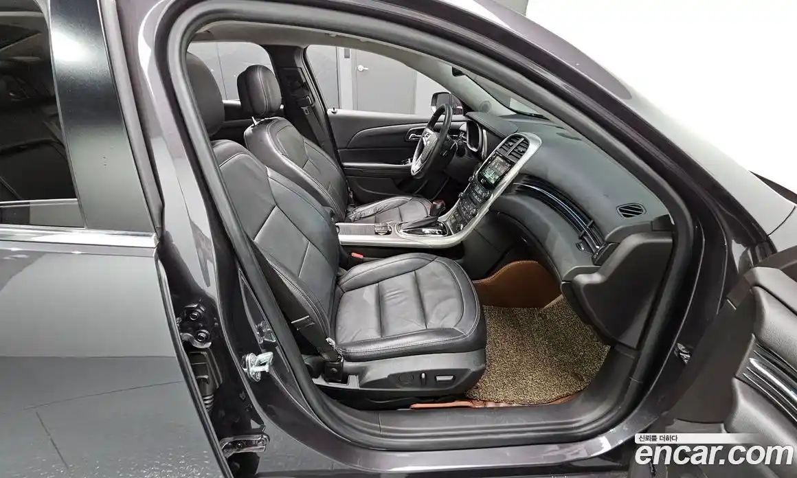 Chevrolet Malibu 2015 2.0 Автомат в Москве № 39821, фото 16