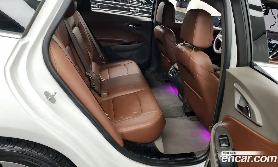 Chevrolet Malibu 2017 2.0 Автомат в Москве № 41986, фото 17