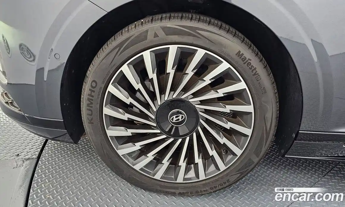 Hyundai Grandeur 2024 1.6 Автомат в Москве № 48396, фото 6