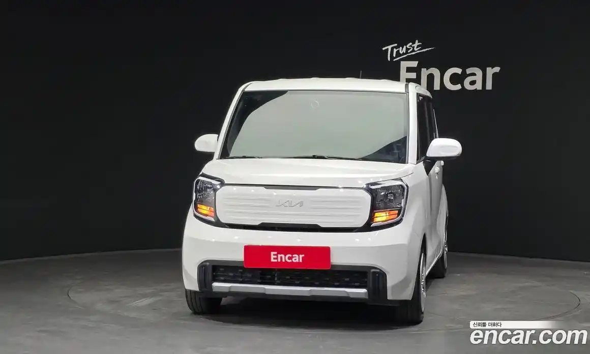 Kia Ray 2023 1.0 Автомат в Москве № 51943, фото 17