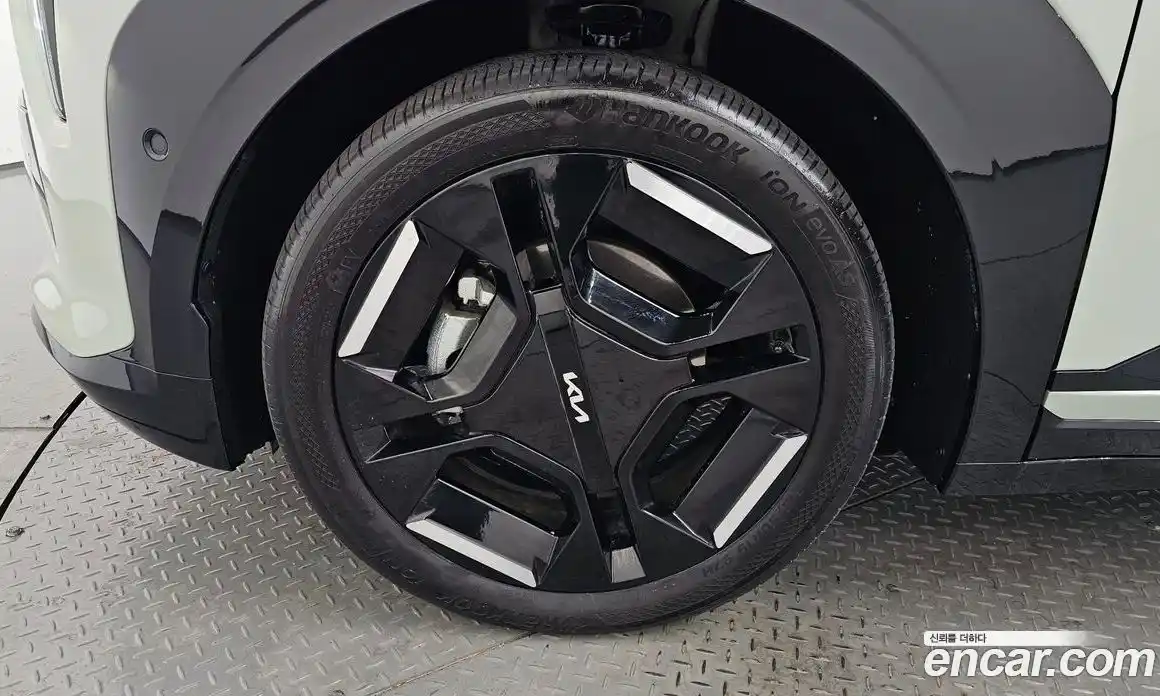 Kia EV3 2025 0.2 Автомат в Москве № 55840, фото 14