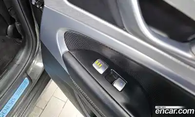 Genesis G70 2024 2.5 Автомат в Москве № 56382, миниатюра 2