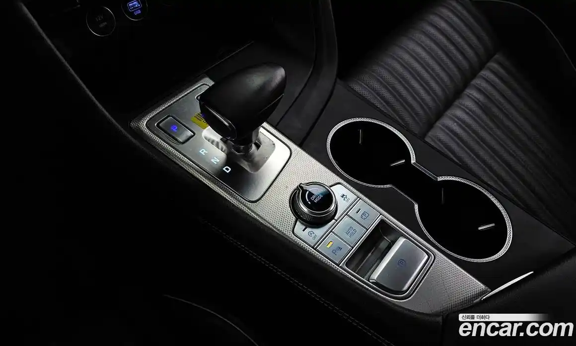 Genesis G70 2024 2.5 Автомат в Москве № 56382, фото 9