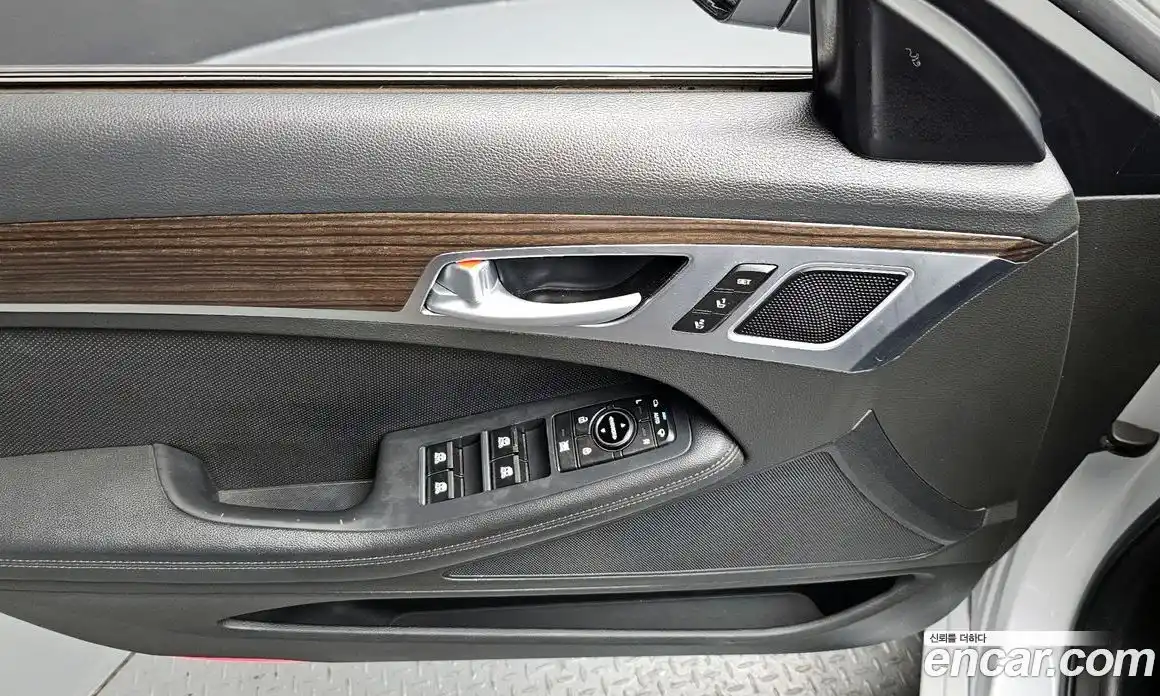 Genesis G80 2017 3.3 Автомат в Москве № 56599, фото 15