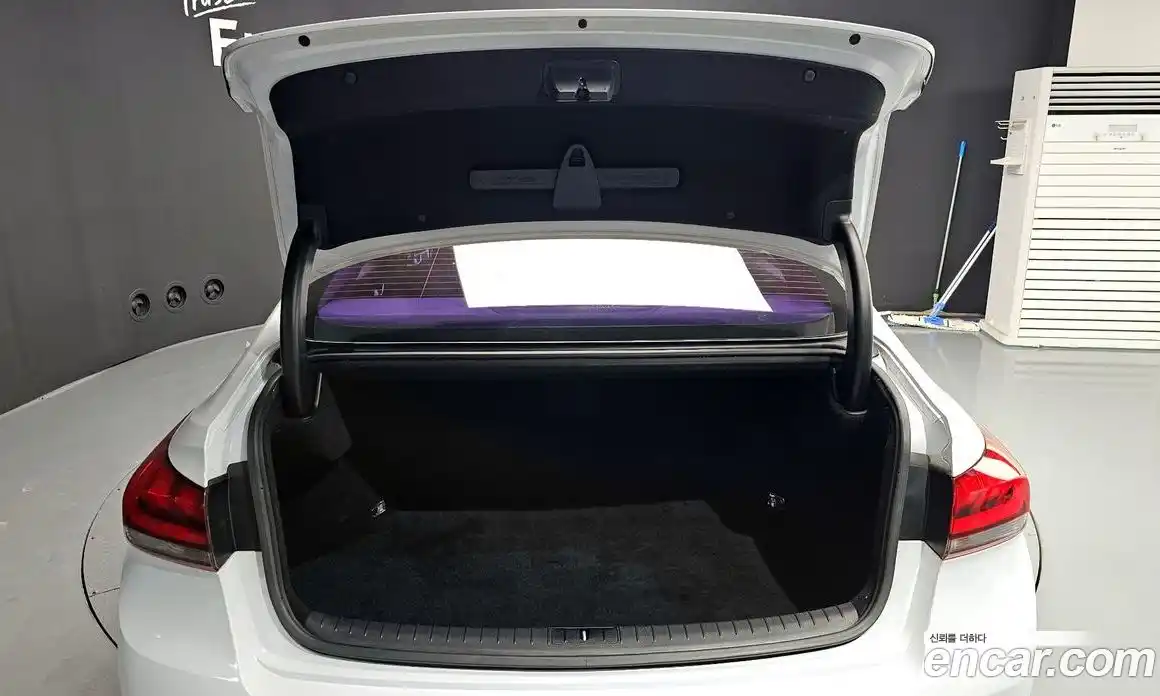 Genesis G80 2017 3.3 Автомат в Москве № 56599, фото 16