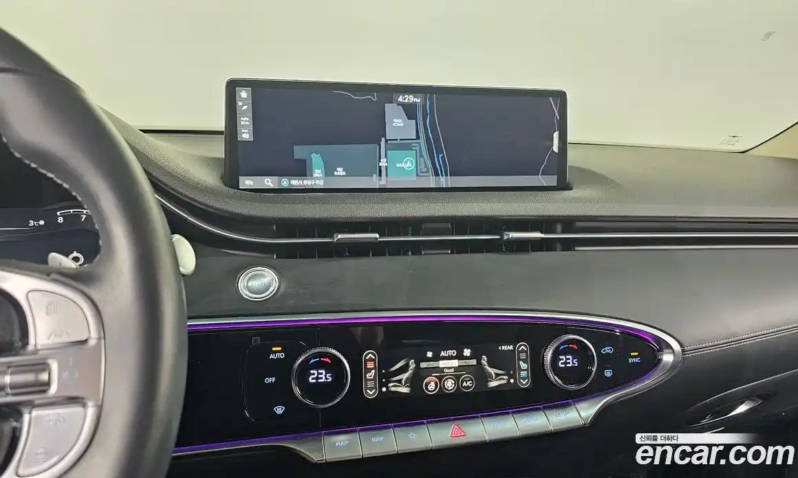 Genesis GV70 2023 2.5 Автомат в Москве № 57739, фото 18