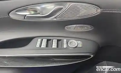 Genesis GV70 2023 2.5 Автомат в Москве № 57739, миниатюра 5