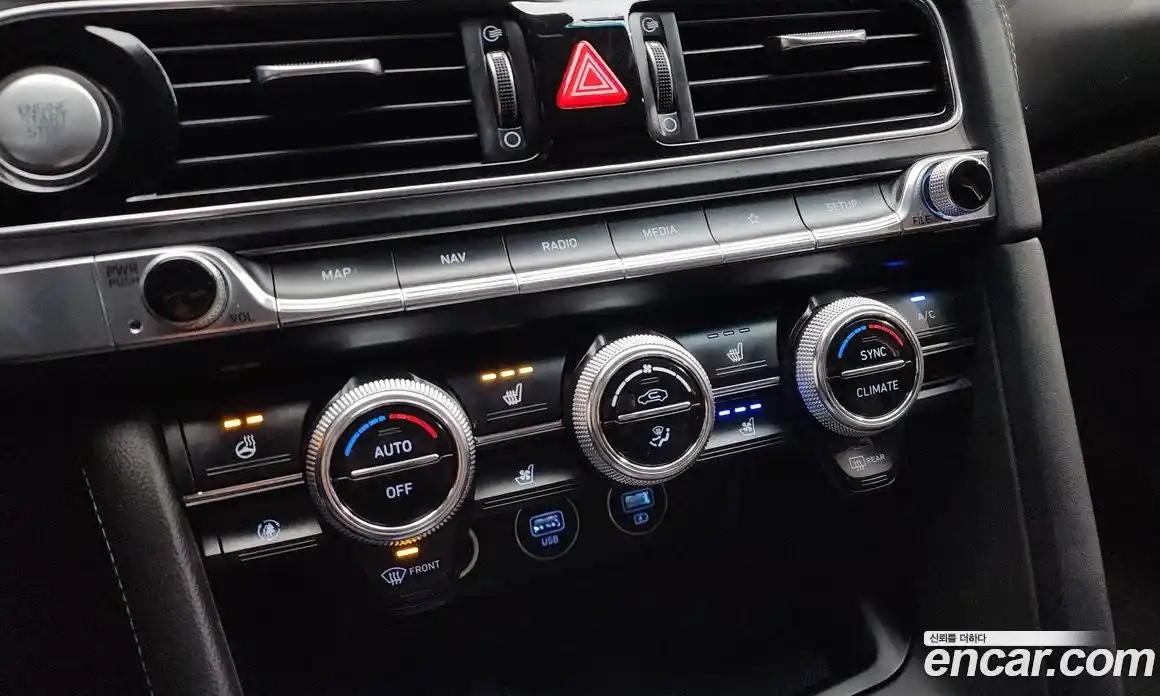 Genesis G70 2022 2.0 Автомат в Москве № 58497, фото 18