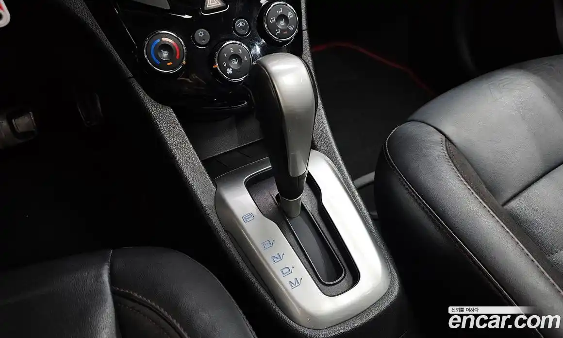 Chevrolet Aveo 2015 1.4 Автомат в Москве № 84614, фото 15